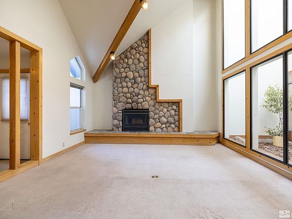 3rd image of 1003 Aspen Grove Cir