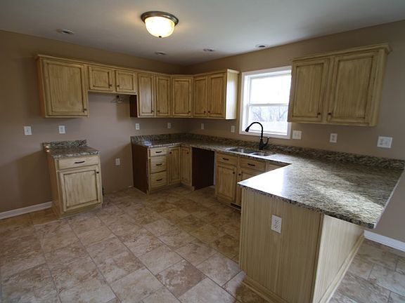 2nd image of 6033 Alamo Dr