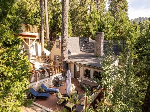 110 Highway 173 Hwy, Lake Arrowhead, CA 92352