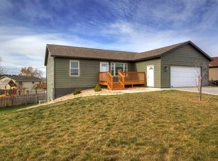 2208 Conifer Loop, Belle Fourche, SD 57717