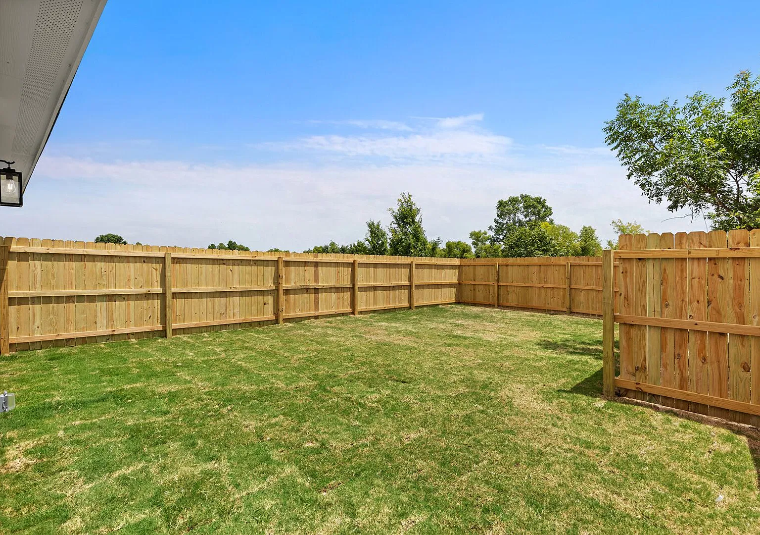 516 Paso Fino St — Photo 2