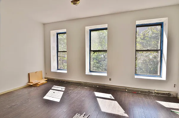 Rented by Park Property Advisors | media 39