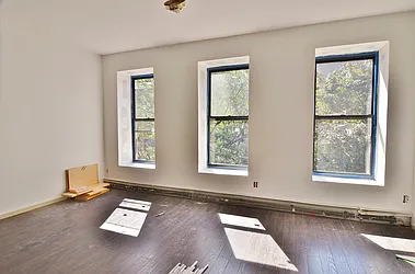 Rented by Park Property Advisors