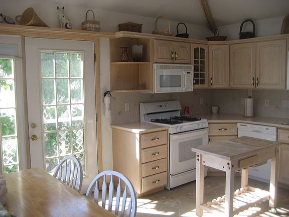 Large Kitchen