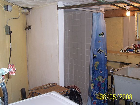 4th image of 11 Kenwood Pl