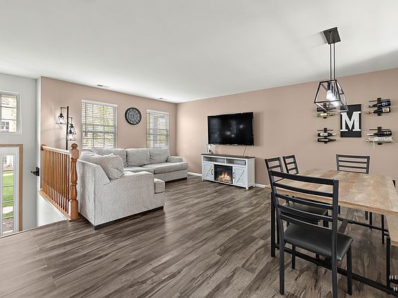 4th image of 1643 Sandcastle Ln