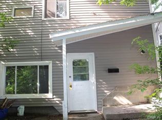 35 S Chestnut St #B, New Paltz, NY 12561