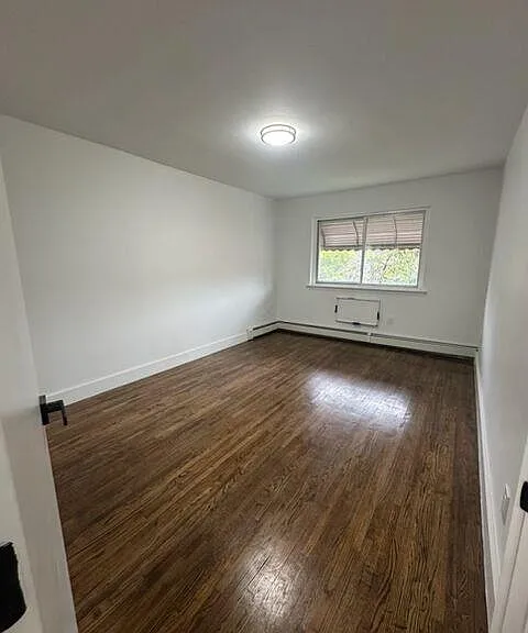 3604 Eastchester Rd — Photo 6