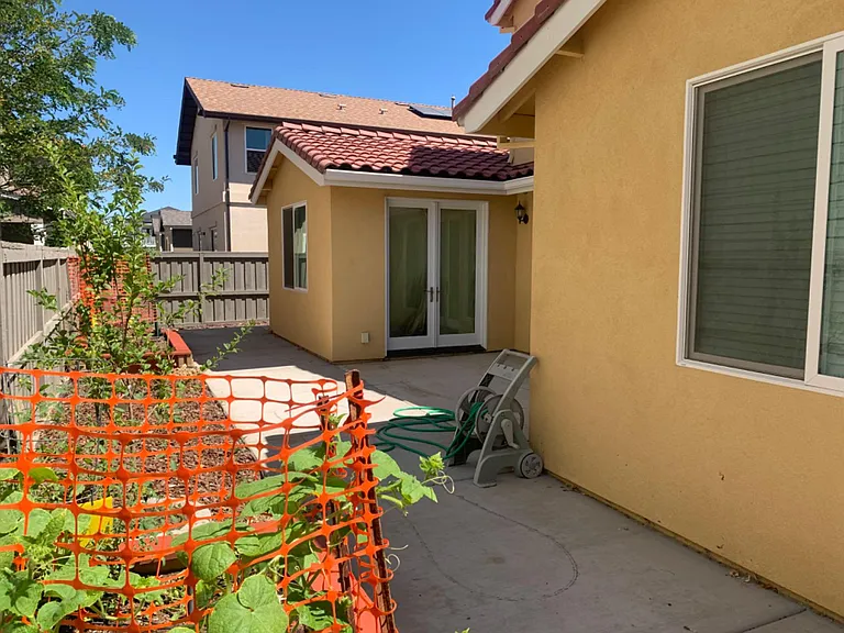 1713 Heirloom St — Photo 11