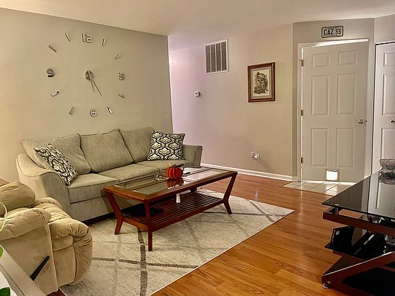 5th image of 1273 N Red Oak Cir Unit 1
