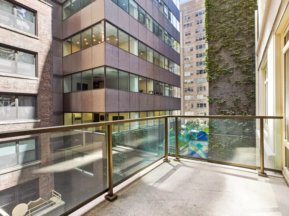 115 East 55th Street image 6 of 17