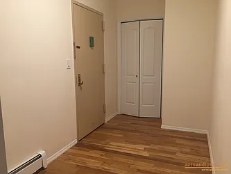 Rented by aptsandlofts.com