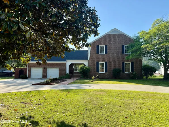 236 Shoreline Drive, New Bern, NC 28562