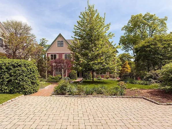 53-53B Burroughs St, Jamaica Plain, MA 02130