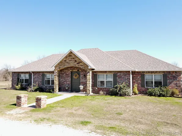 563 Westgate Dr, Sulphur, OK 73086