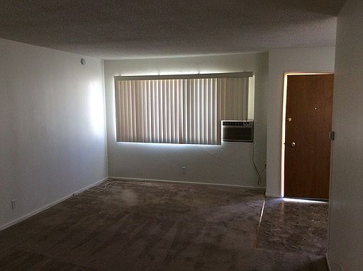 2nd image of 119 S Vernon Ave