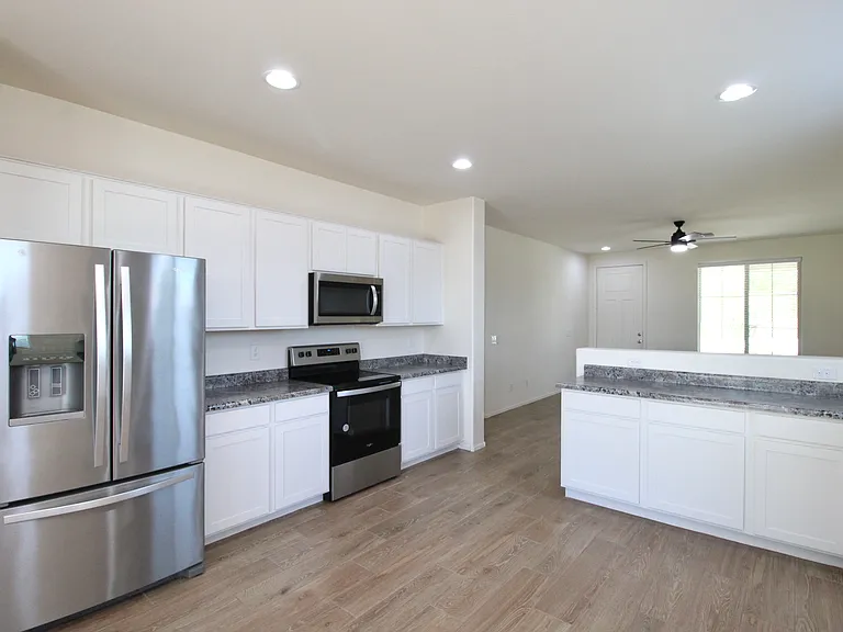 17864 W Paraiso Dr — Photo 5