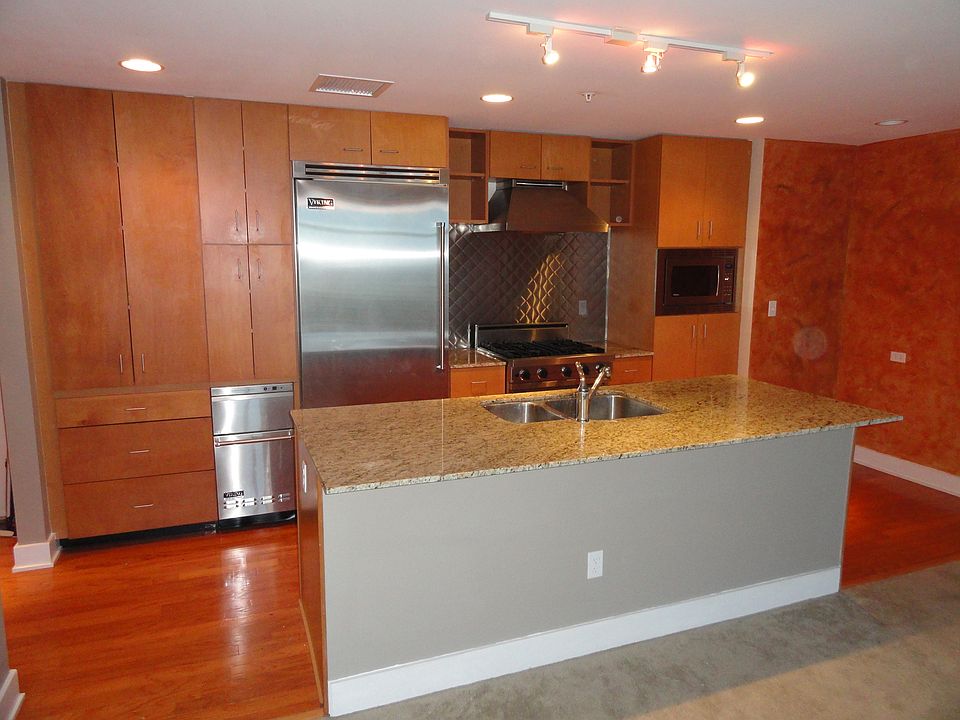 1st image of 1208 E Kennedy Blvd Unit 1221