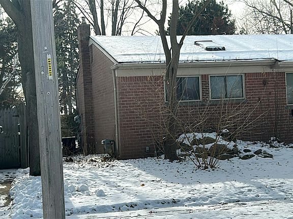 3rd image of 14180 La Chene Ave