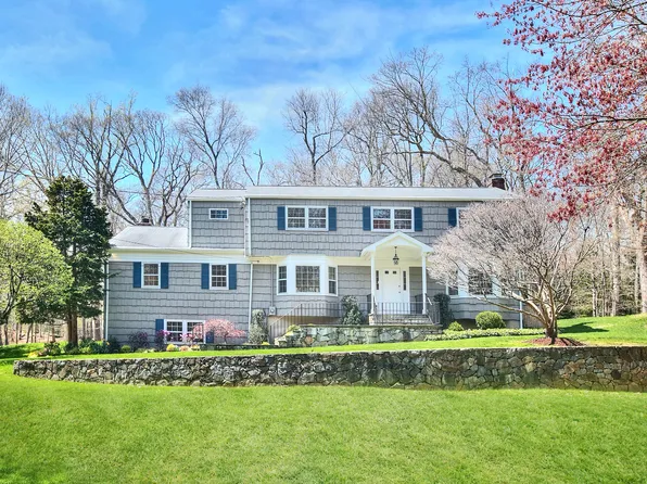 35 Pumpkin Hill Road, Westport, CT 06880