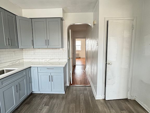 4th image of 24 Hodges Pl #2