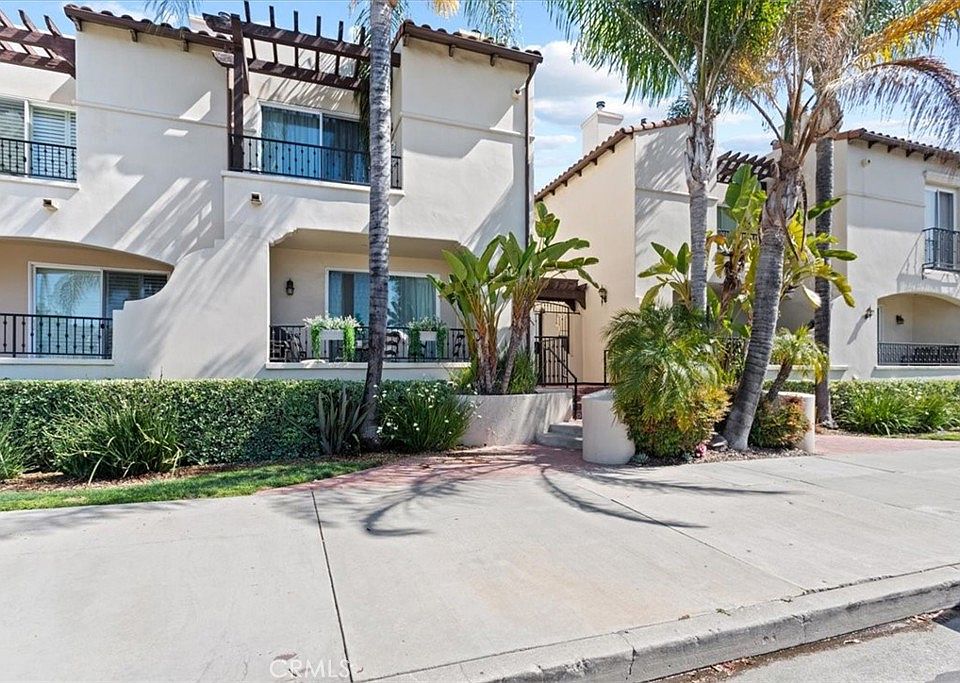 5753 White Oak Ave UNIT 11, Encino, CA 91316 | Zillow