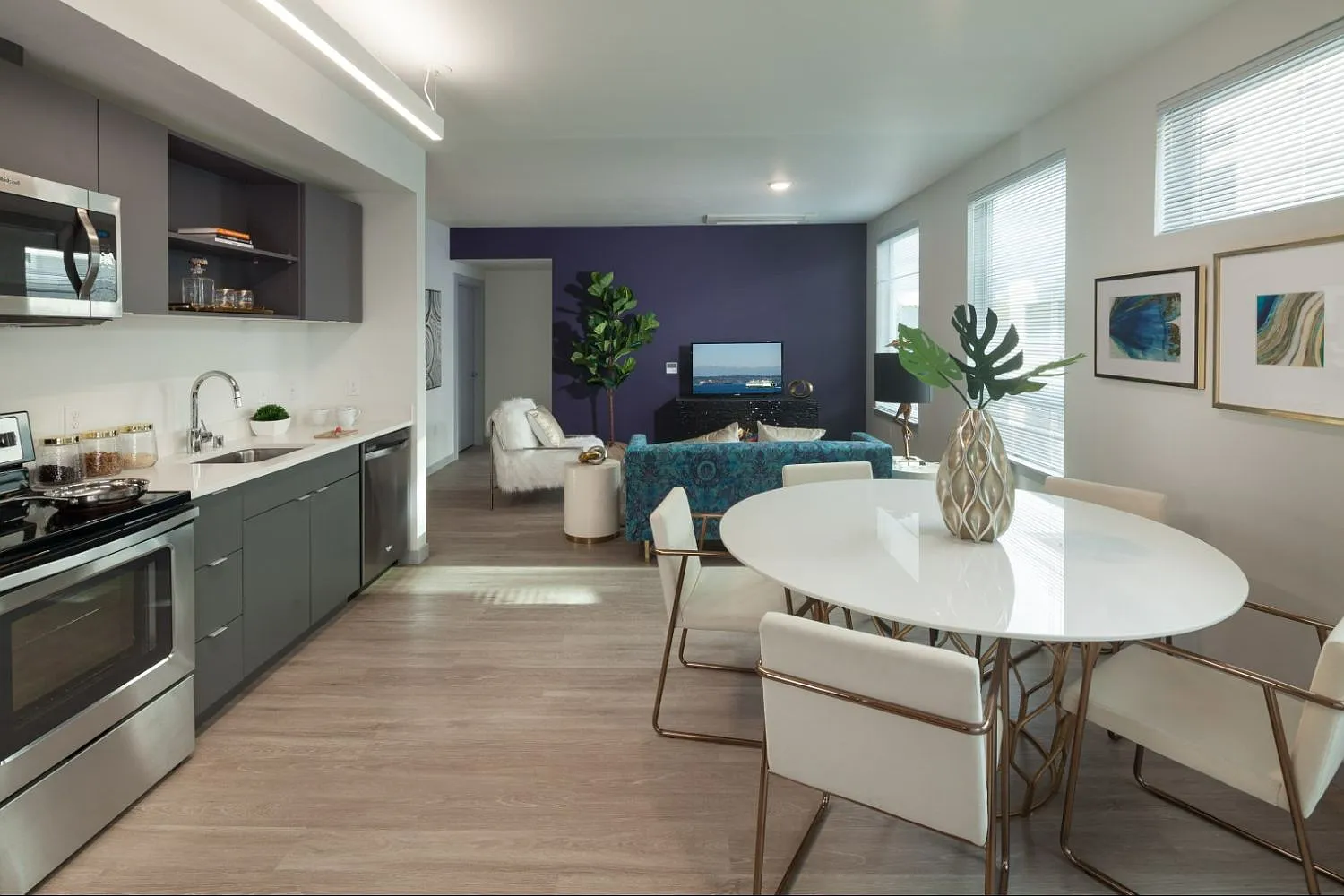 The Heron Flats and Lofts — Photo 3