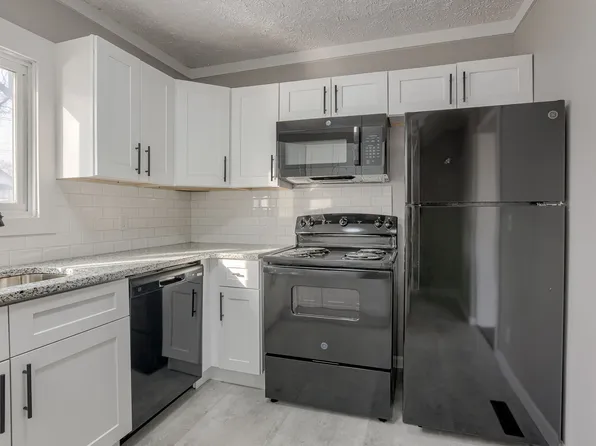 4922 N 35th St, Omaha, NE 68111