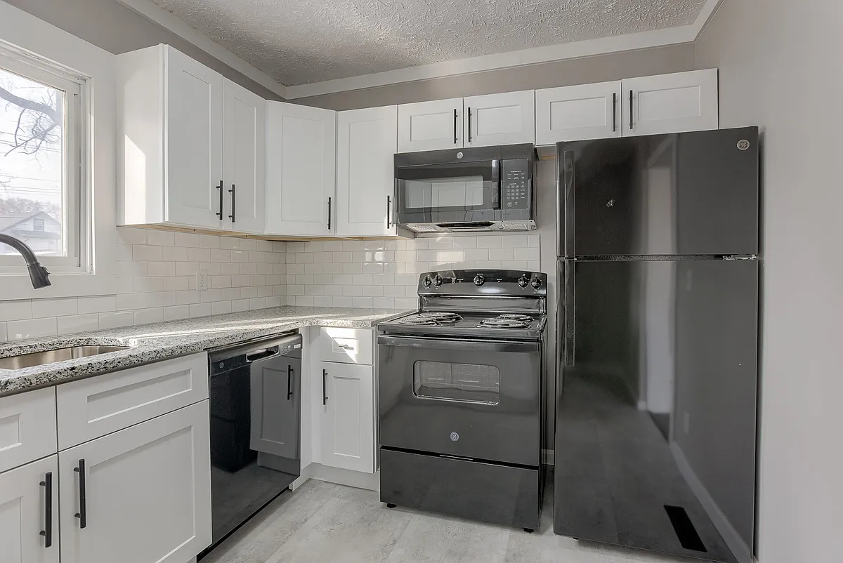 Building Photo - 4922 N 35th St