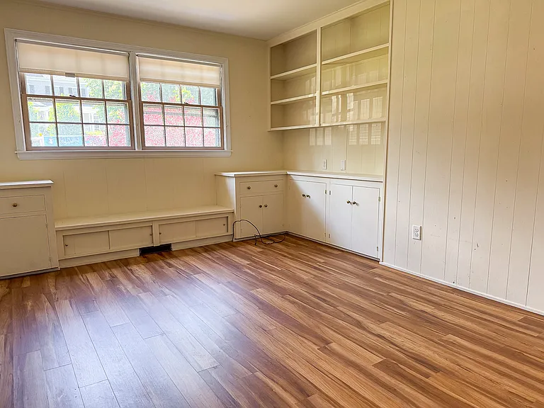 380 Gibbs Ave — Photo 14