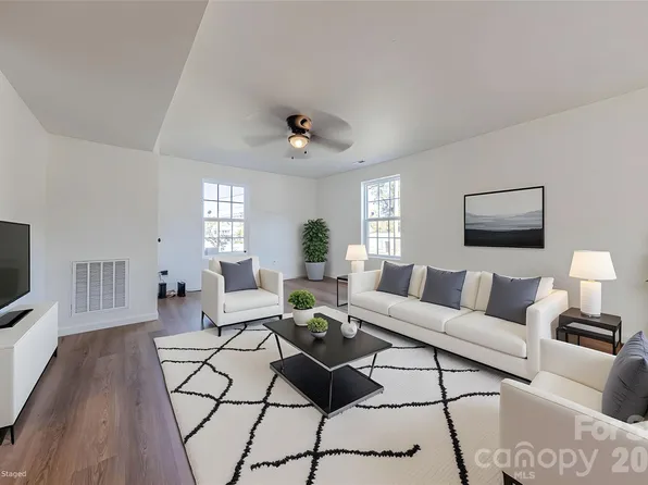 214 E Washington Ave, Bessemer City, NC 28016