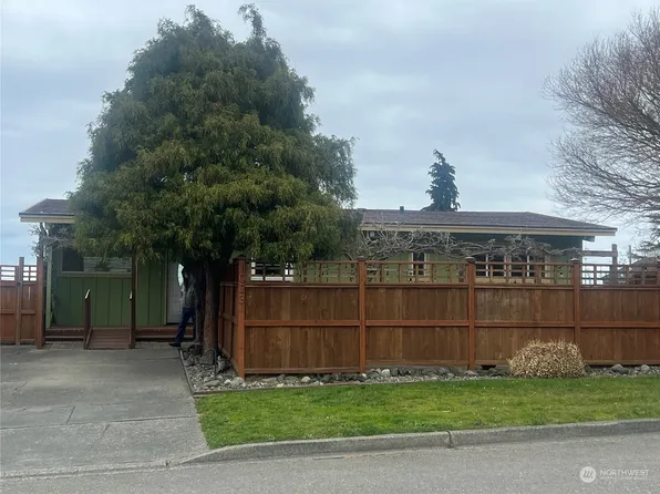 1023 E 8th Street, Port Angeles, WA 98362