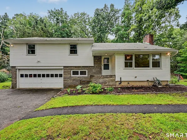 11 Bonnybrook Road, Norwalk, CT 06850