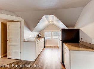 1613 SE Cesar E Chavez Blvd APT B, Portland, OR 97214