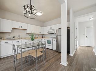 4887 Heritage Heights Cir, Hazelwood, MO 63042