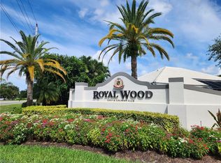 5928 Cranbrook Way APT D202, Naples, FL 34112