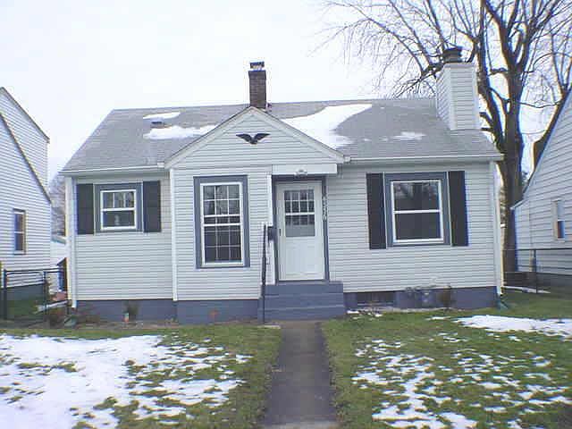1st image of 4356 E Fletcher Ave
