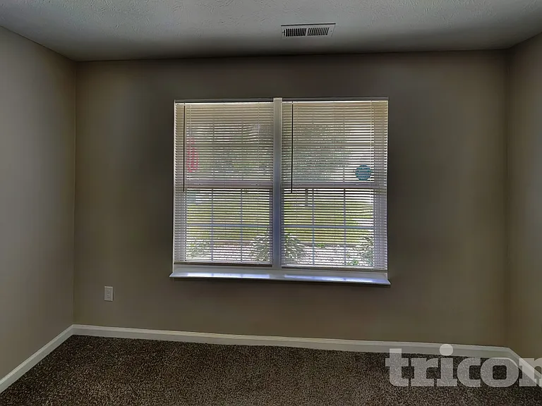 1263 Brookdale Ct — Photo 15