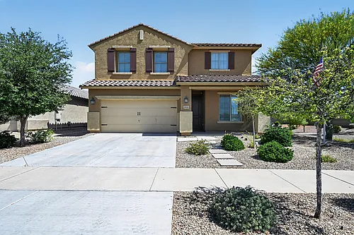 18040 W Louise Dr Photo 1