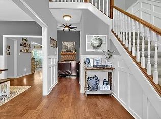 1057 Arbor Trce, Atlanta, GA 30319