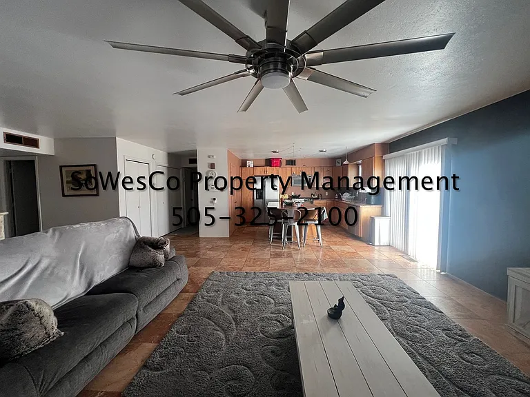 3008 N Sunset Ave — Photo 6