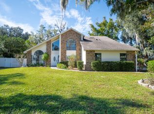 511 Lake Charm Dr, Oviedo, FL 32765