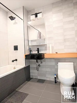 Rented by Rumah Realty Inc | media 6