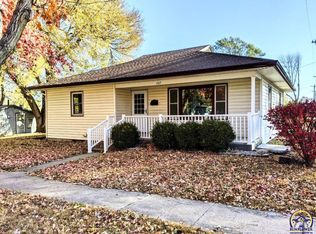 407 N 6th St, Seneca, KS 66538