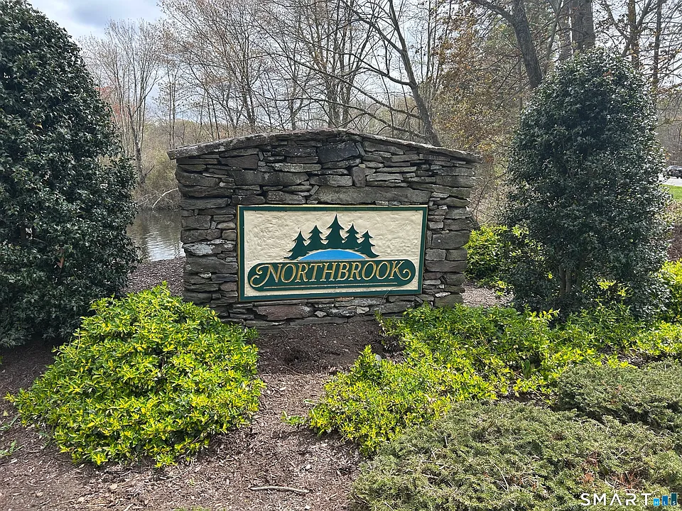 17 Eagle Rock Cir #17
