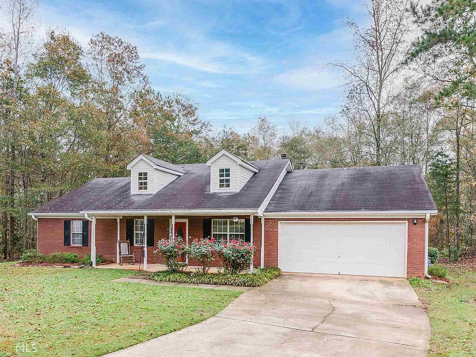 2nd image of 326 Lacebark Ln