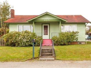 805 37th St, Anacortes, WA 98221