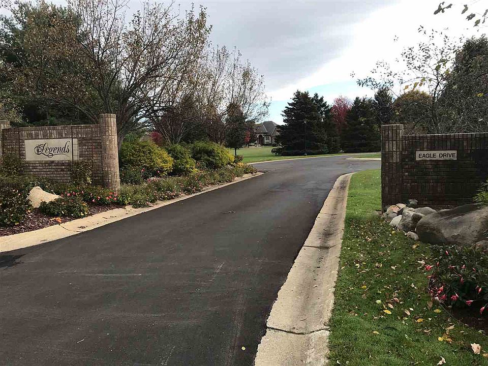 2nd image of 4500 Eagle Dr #2