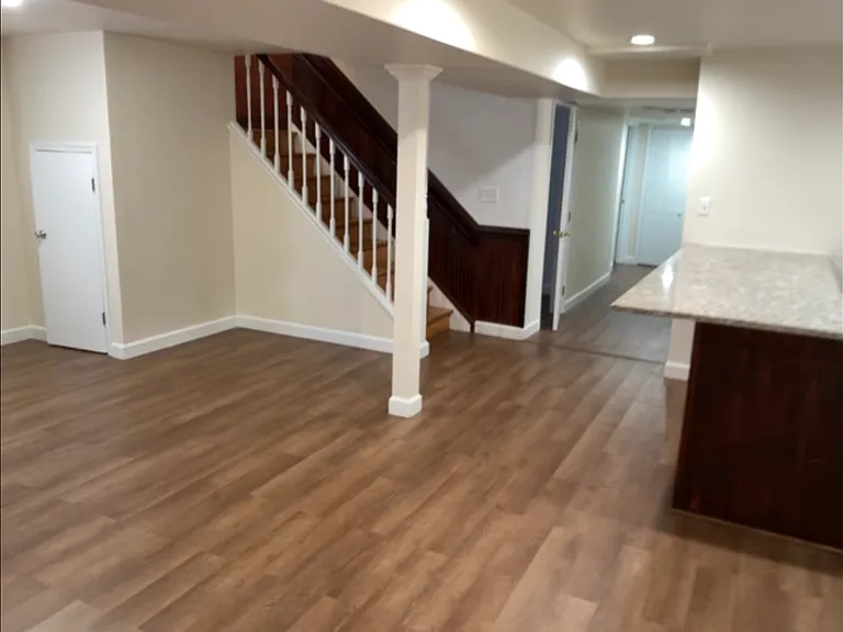 6920 Groveton Dr — Photo 6