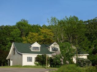 W3696 Johnsburg Rd, Fond Du Lac, WI 54937